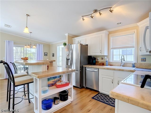 5617 Brightwood Dr., Fort Myers, FL 33905