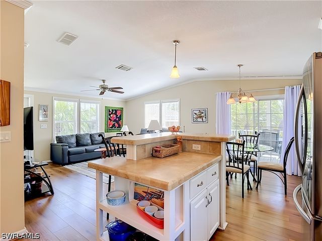 5617 Brightwood Dr., Fort Myers, FL 33905