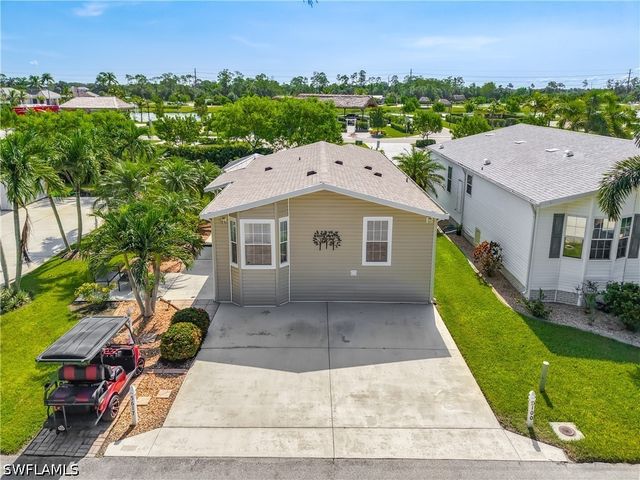 5617 Brightwood Dr., Fort Myers, FL 33905