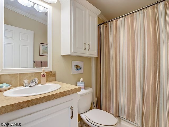 5617 Brightwood Dr., Fort Myers, FL 33905