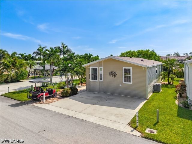 5617 Brightwood Dr., Fort Myers, FL 33905