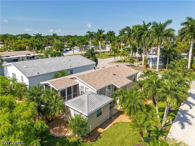 5617 Brightwood Dr., Fort Myers, FL 33905
