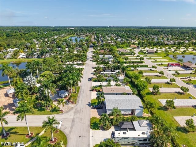 5617 Brightwood Dr., Fort Myers, FL 33905
