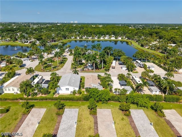 5617 Brightwood Dr., Fort Myers, FL 33905