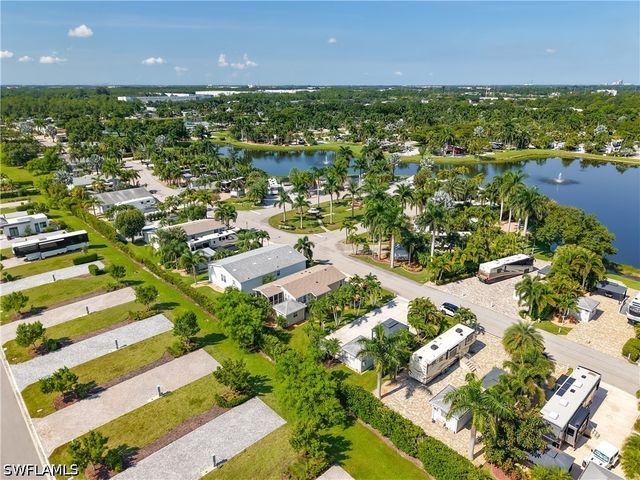 5617 Brightwood Dr., Fort Myers, FL 33905