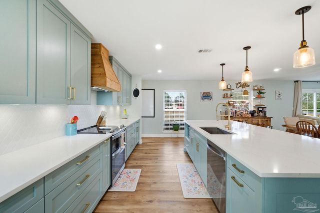 690 Cooley Rd, Cantonment, FL 32533