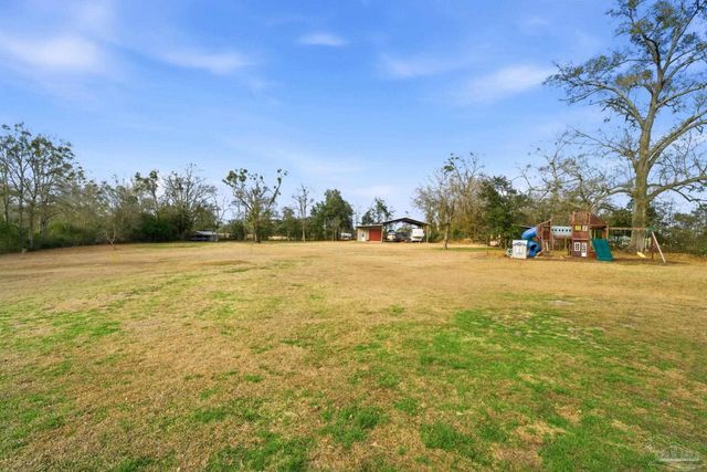 690 Cooley Rd, Cantonment, FL 32533