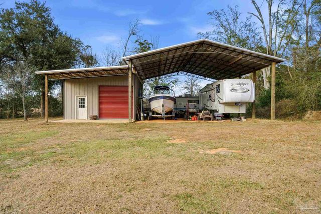 690 Cooley Rd, Cantonment, FL 32533