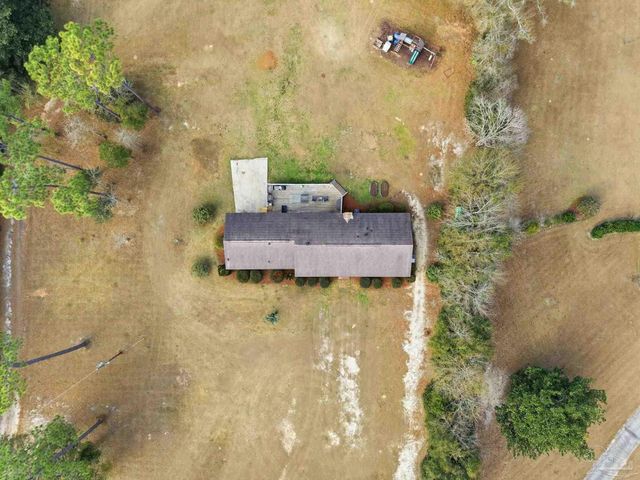 690 Cooley Rd, Cantonment, FL 32533