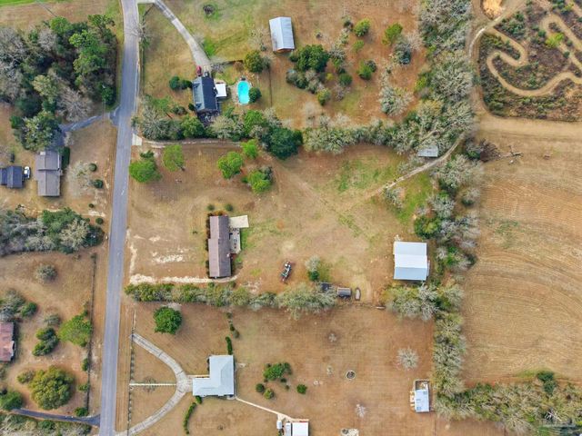 690 Cooley Rd, Cantonment, FL 32533