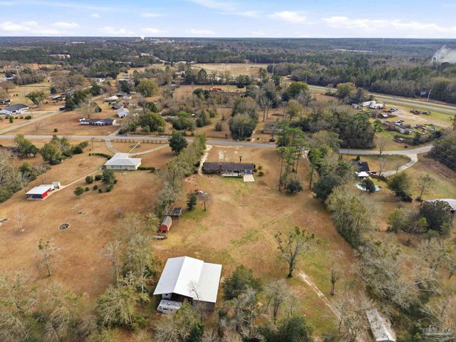 690 Cooley Rd, Cantonment, FL 32533