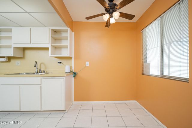 10874 W COGGINS Drive, Sun City, AZ 85351