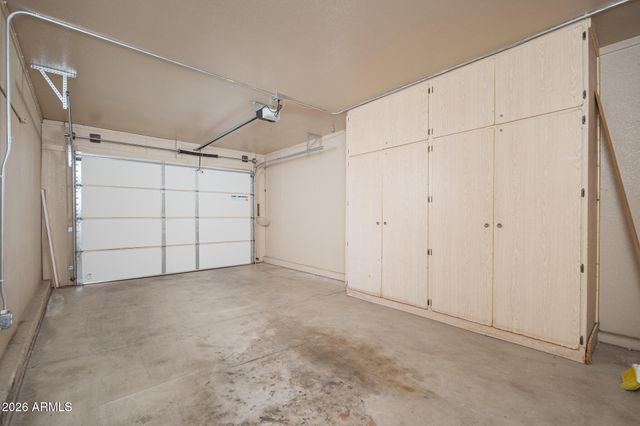 10874 W COGGINS Drive, Sun City, AZ 85351