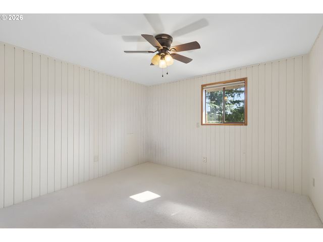 38175 Se GEORGE Rd, Estacada, OR 97023
