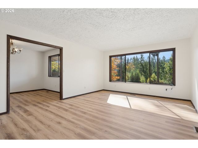 38175 Se GEORGE Rd, Estacada, OR 97023