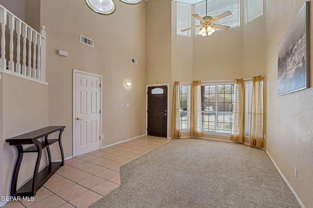 7121 LUZ DE ESPEJO Drive, El Paso, TX 79912