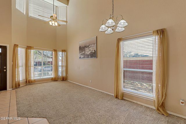 7121 LUZ DE ESPEJO Drive, El Paso, TX 79912