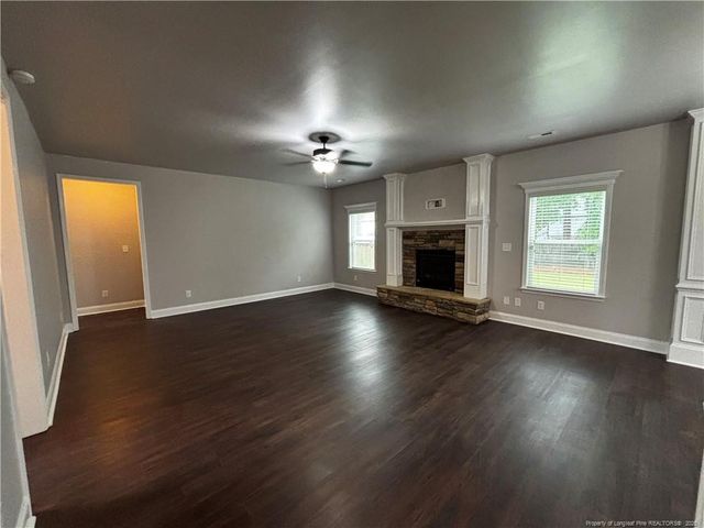3217 Cragburn Place, Fayetteville, NC 28306