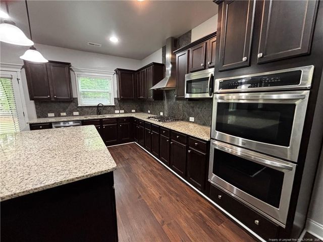 3217 Cragburn Place, Fayetteville, NC 28306