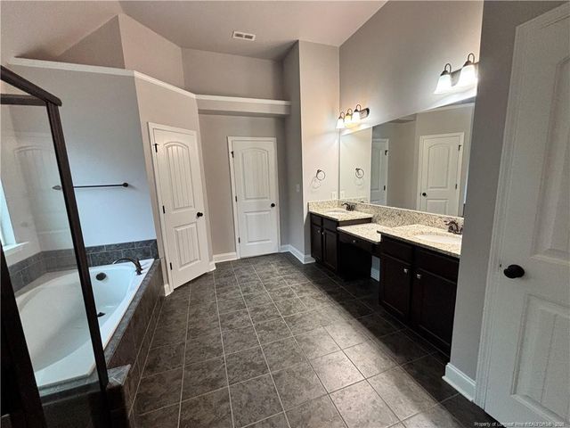 3217 Cragburn Place, Fayetteville, NC 28306