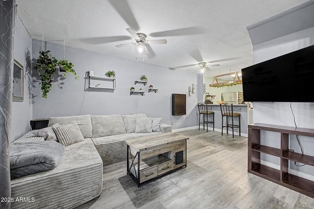 510 N ALMA SCHOOL Road 192, Mesa, AZ 85201