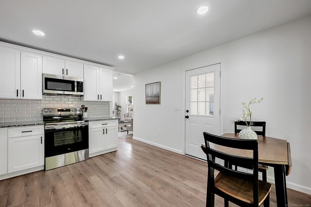84 Overlook Avenue, Bristol, CT 06010