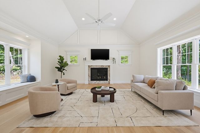 48 May Elm Lane, Norwell, MA 02061
