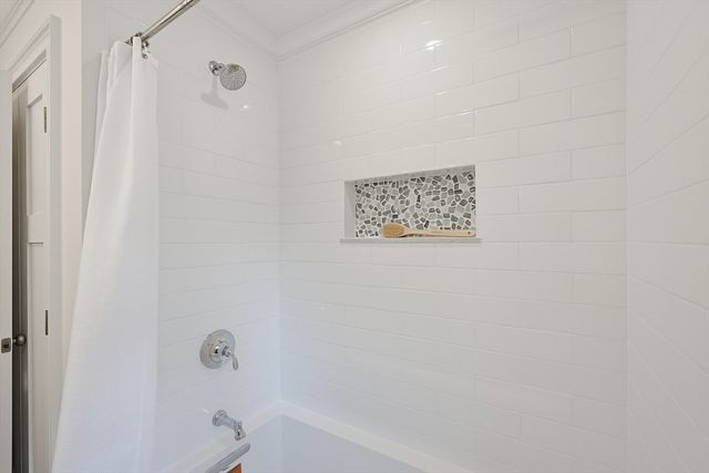 48 May Elm Lane, Norwell, MA 02061