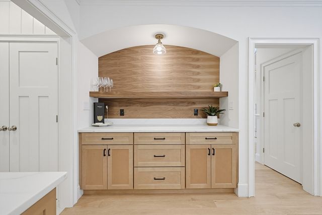 48 May Elm Lane, Norwell, MA 02061