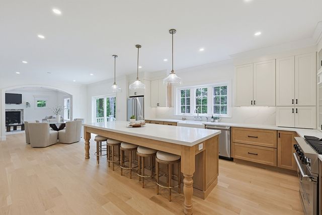 48 May Elm Lane, Norwell, MA 02061
