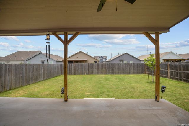 31835 Blackgum, Bulverde, TX 78163