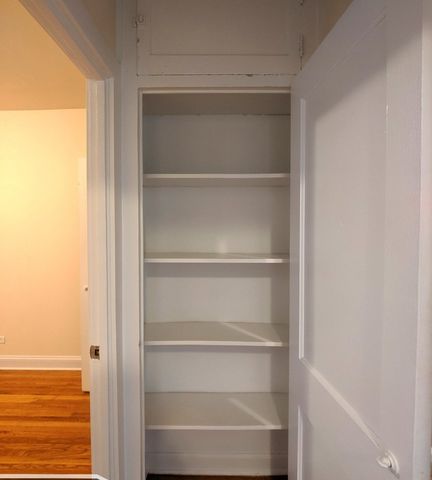 2615 N Spaulding Avenue 3E, Chicago, IL 60647