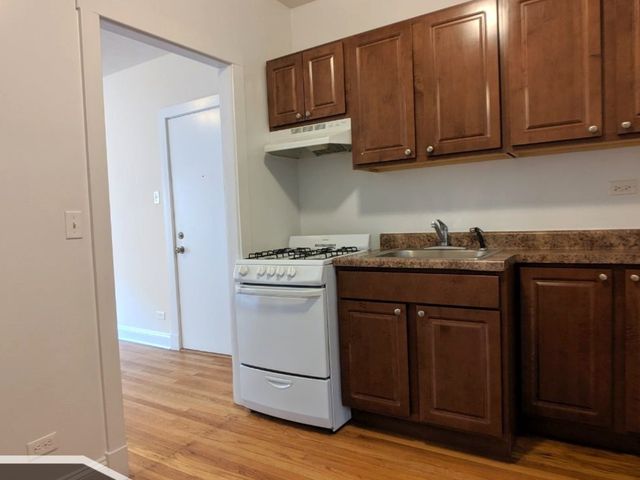 2615 N Spaulding Avenue 3E, Chicago, IL 60647