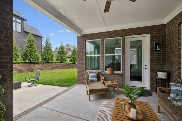 3213 Cherry Jack Ln, Thompsons Station, TN 37179