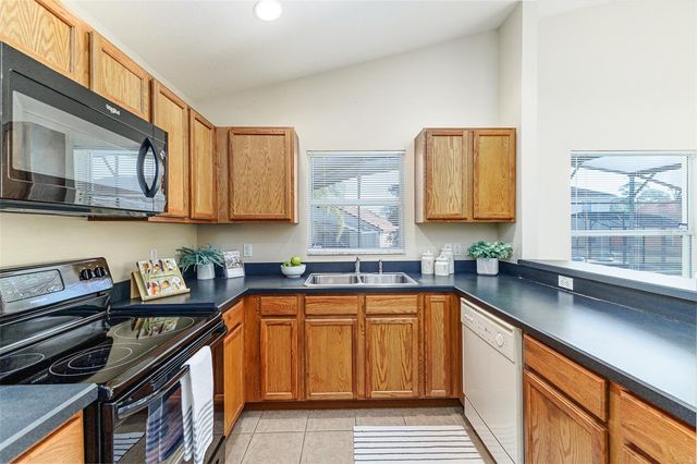 348 ROBIN ROAD, Davenport, FL 33896