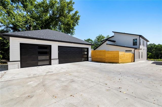 1259 NE Fillmore Street, Bentonville, AR 72712