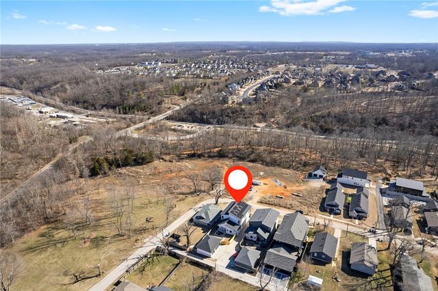 1259 NE Fillmore Street, Bentonville, AR 72712