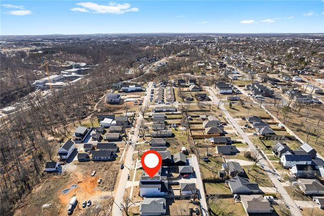 1259 NE Fillmore Street, Bentonville, AR 72712