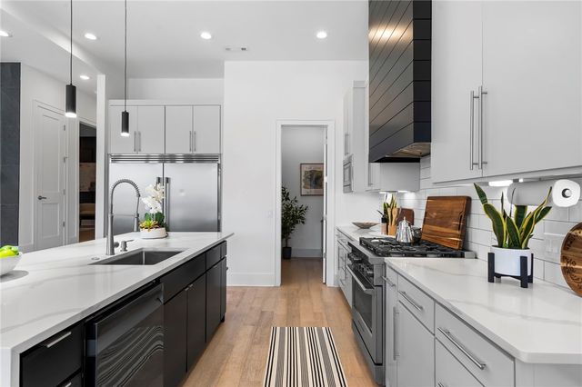 1259 NE Fillmore Street, Bentonville, AR 72712
