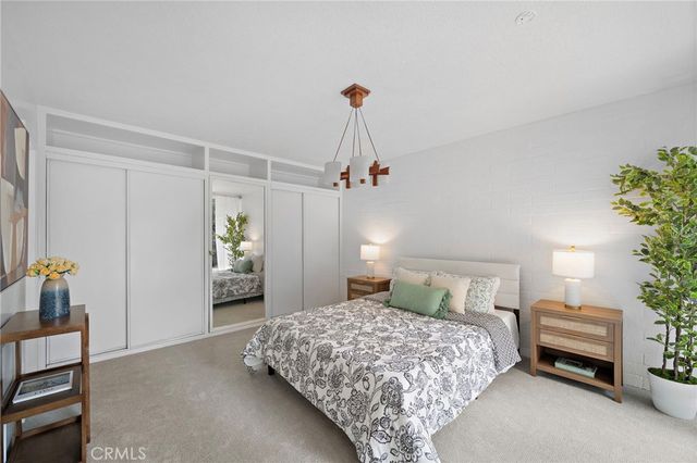 10540 W Olympic Boulevard, Los Angeles, CA 90064