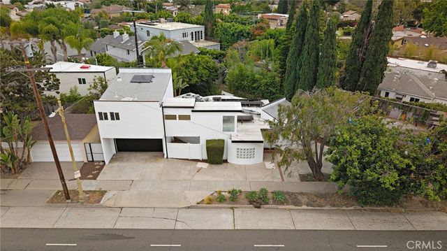 10540 W Olympic Boulevard, Los Angeles, CA 90064