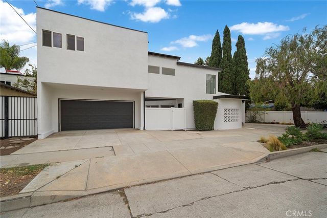 10540 W Olympic Boulevard, Los Angeles, CA 90064