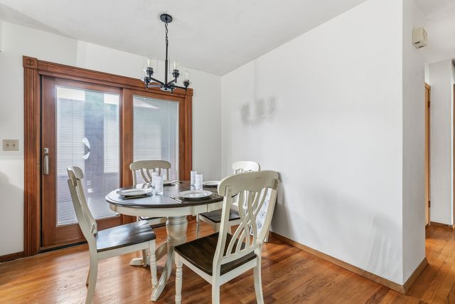 2222 Hillandale Road, Davenport, IA 52804