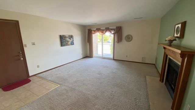 9621 Merrillville Road 203, Crown Point, IN 46307