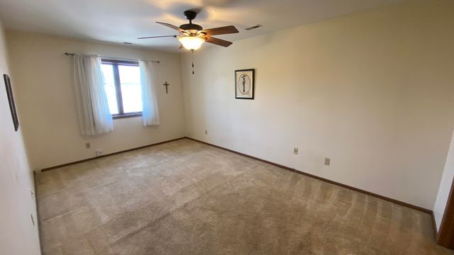 9621 Merrillville Road 203, Crown Point, IN 46307