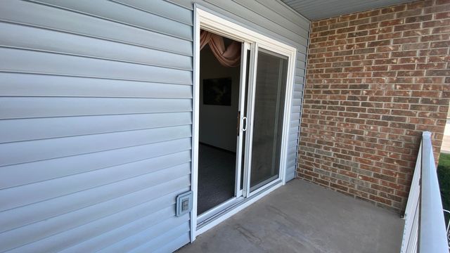 9621 Merrillville Road 203, Crown Point, IN 46307