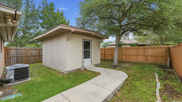 1571 KIMBERLY DAWN DR, New Braunfels, TX 78130