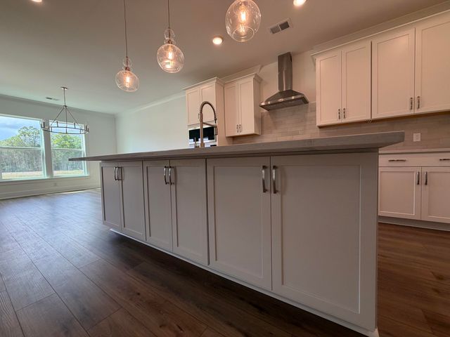 1968 Central Avenue, Summerville, SC 29483