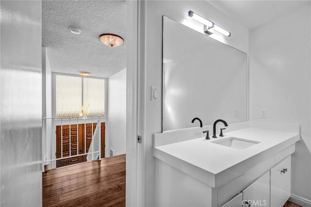 212 21st, Manhattan Beach, CA 90266