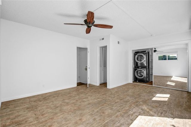 212 21st, Manhattan Beach, CA 90266